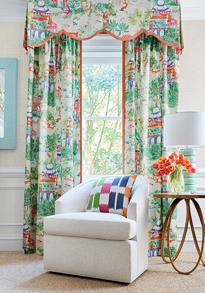 Thibaut Mystic Garden Behang T20824