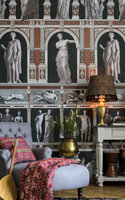 Mind the Gap Statues Antique Behang Home Of An Eccentric Man&nbsp;Behang Collectie