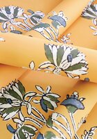 Thibaut Lily Flower Behang