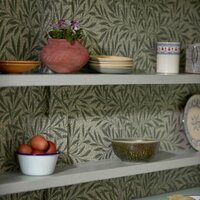 Morris &amp; Co. Emery&#039;s Willow behang 217184