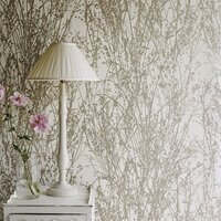 Behang Sanderson Meadow Canvas 215693 Woodland Walk Luxury By Nature sfeer 1