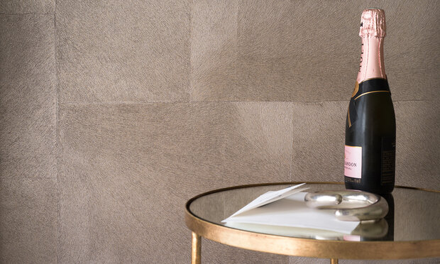 ELITIS Appaloosa Indomptee Project Behang&nbsp;voor de Contractmarkt Luxury By Nature Amsterdam