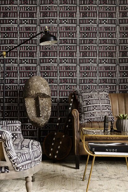  Mind the Gap Bogolanfini Recoloured behang