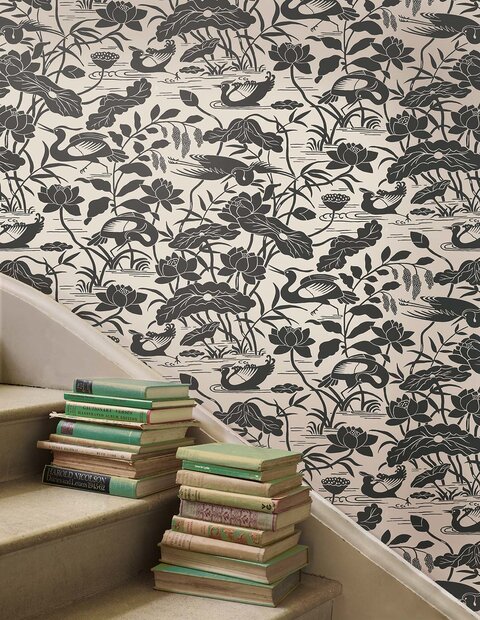 GP &amp; J Baker Heron &amp; Lotus Flower Behang Signature Wallpapers 2