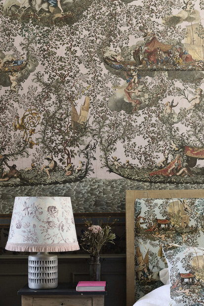 Mind the Gap Journey To Eden Behang