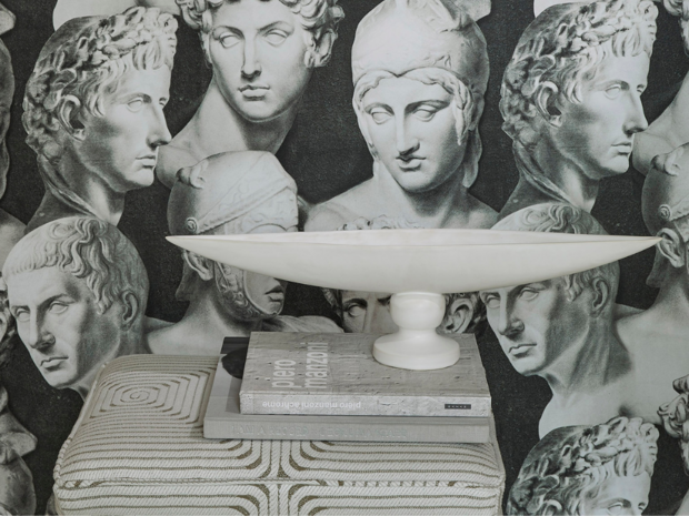 Pierre Frey Stoned Romans Behang  