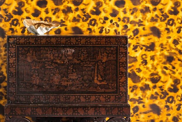 jim thompson wildcat gold behang  jt021070002 sfeer