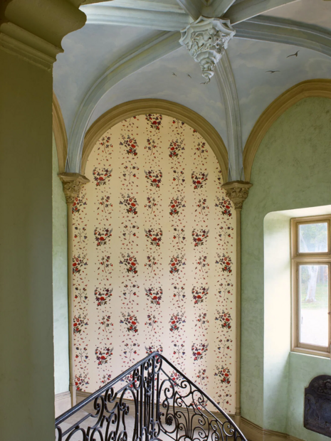 Pierre Frey La Voliere Aux Papillons Behang BP377001