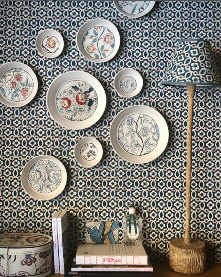 Antoinette Poisson Fleurs et Entrelacs behang