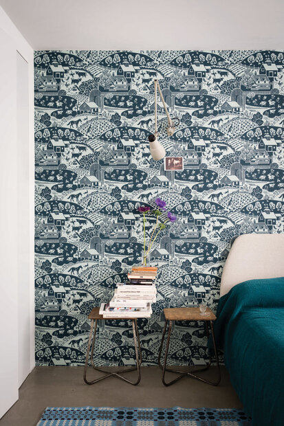 Behang Farrow &amp; Ball Gable BP5405 sfeer - Latest Greatest Luxury By Nature