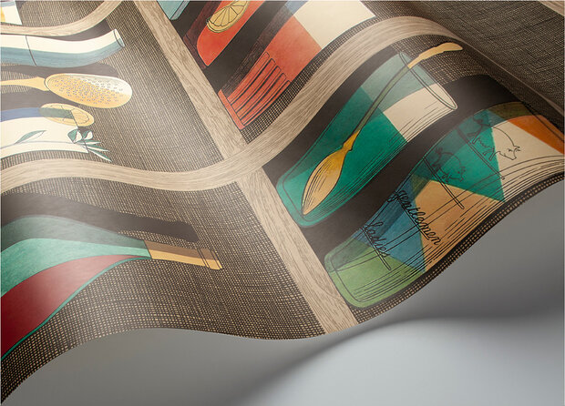 Fornasetti Cocktails behang papier 114-23043 detail Senza Tempo Cole and Son flessen kast cocktails